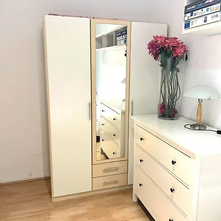 Private Bedroom, Living And Bathroom In A Shared In The Heart Of Pansiyon